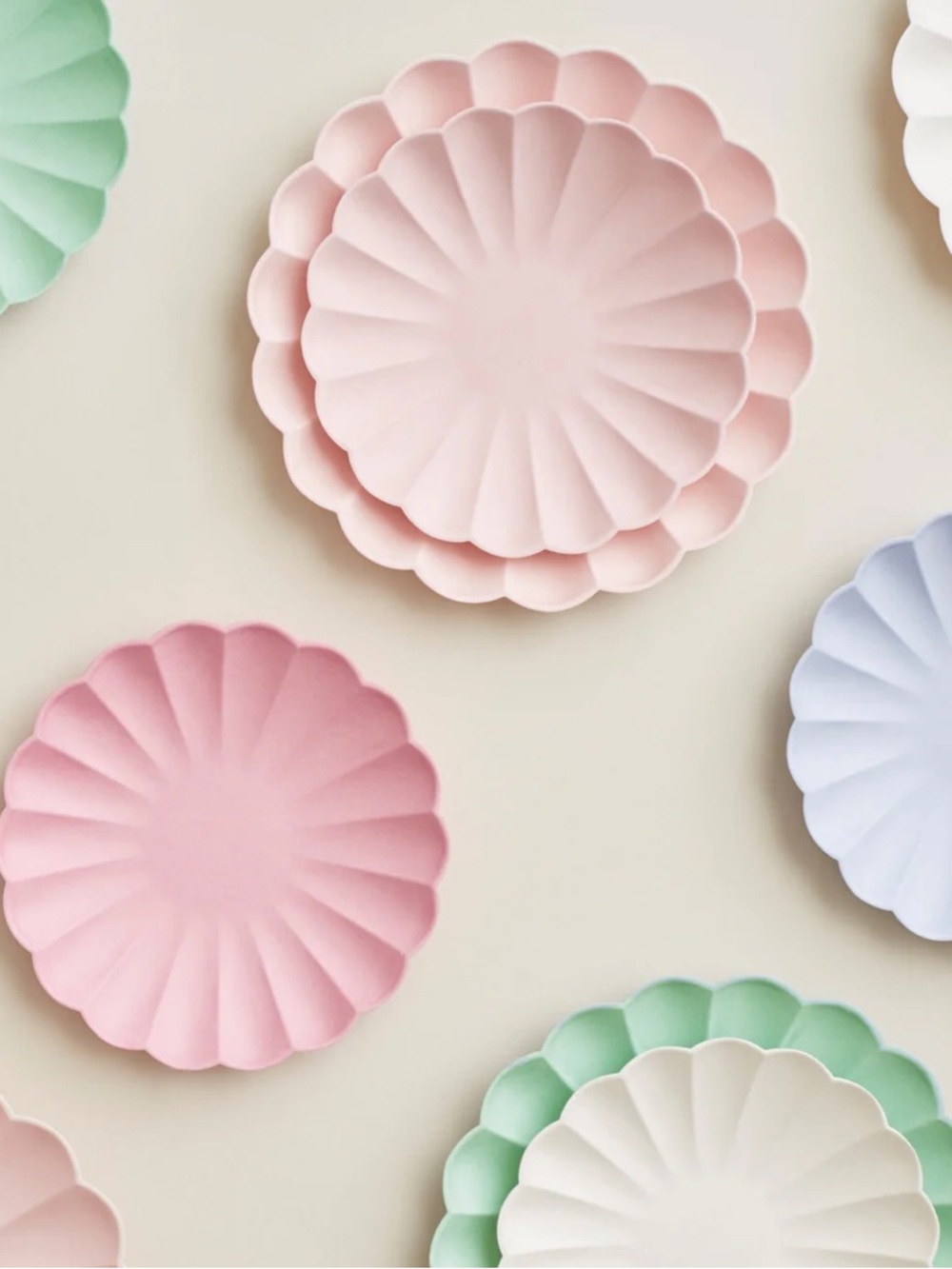 Meri Meri Pack of 8 Soft Lilac and Pack of 8 Mint Large Compostable Plates